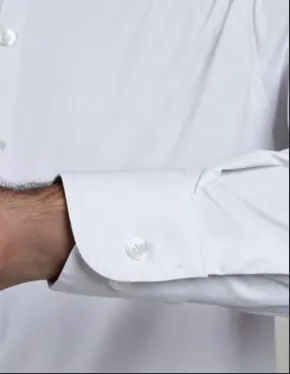 Cuff and button detail